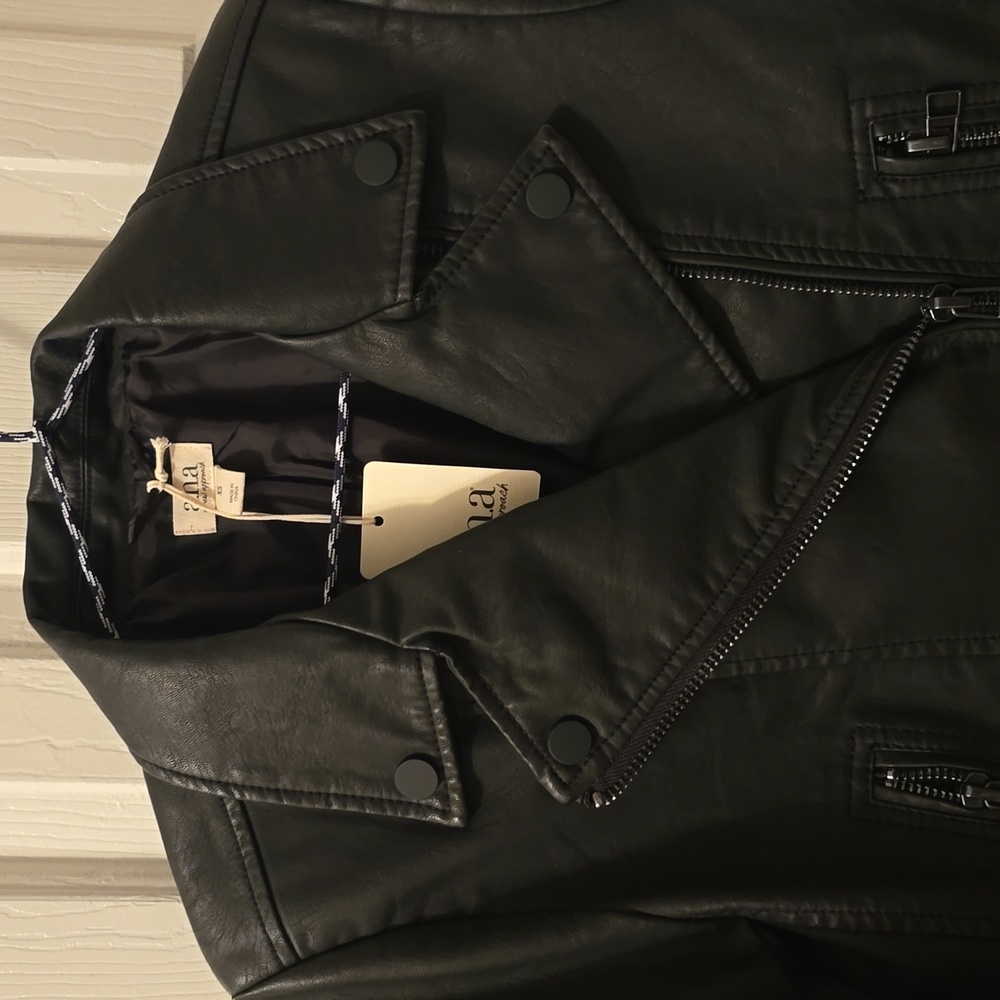 A.N.A. BRAND WOMENS BLACK IMITATION LEATHER JACKET SIZE XS